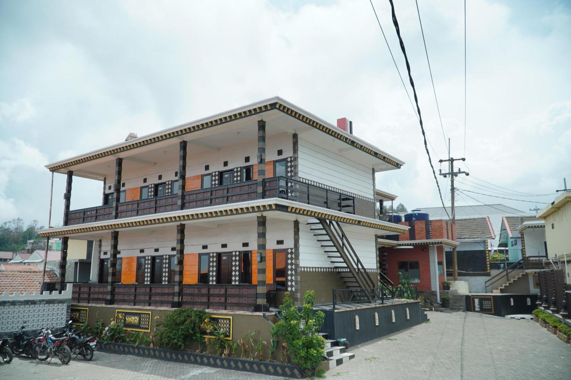 Parama Bromo Hotel Ngadisari Экстерьер фото